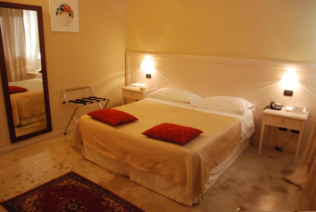 Albergo Della Ceramica Villanova Mondovì Eksteriør billede