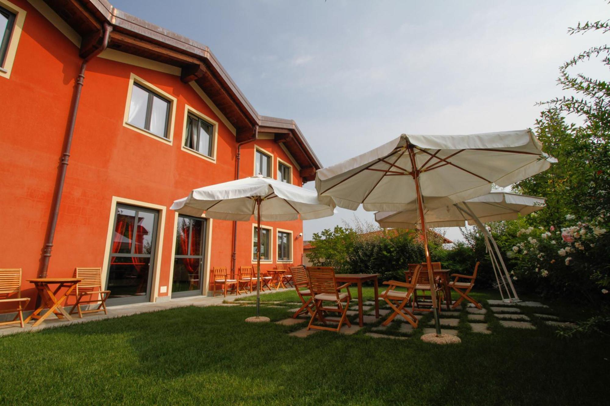 Albergo Della Ceramica Villanova Mondovì Eksteriør billede