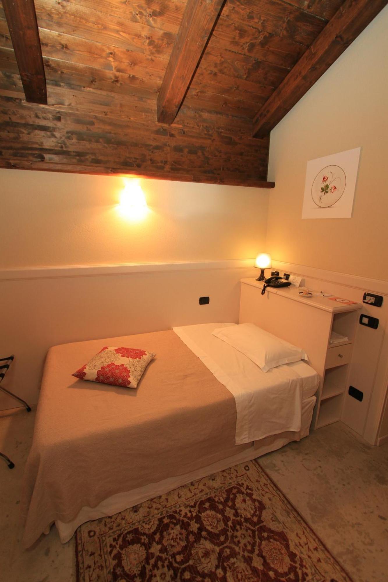 Albergo Della Ceramica Villanova Mondovì Eksteriør billede